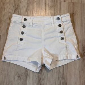 America Eagle size 6 shorts